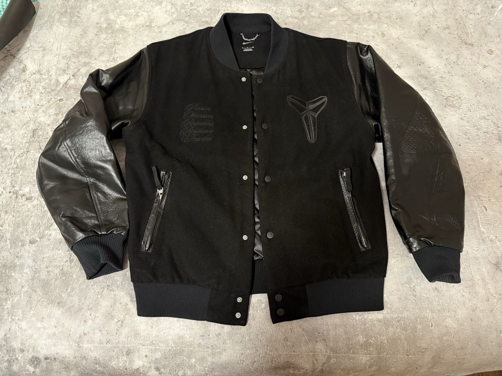 Бомбер Nike Kobe Mamba Mentality Destroyer Jacket