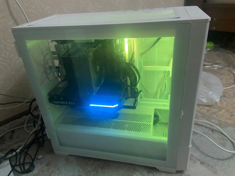 Продаю игровой компьютер полный комплект