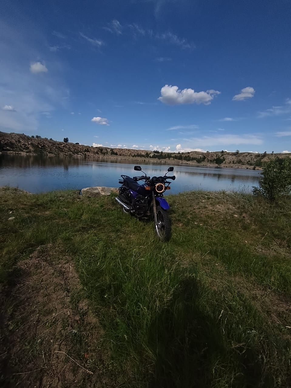 Продам мотоцикл 200кубов