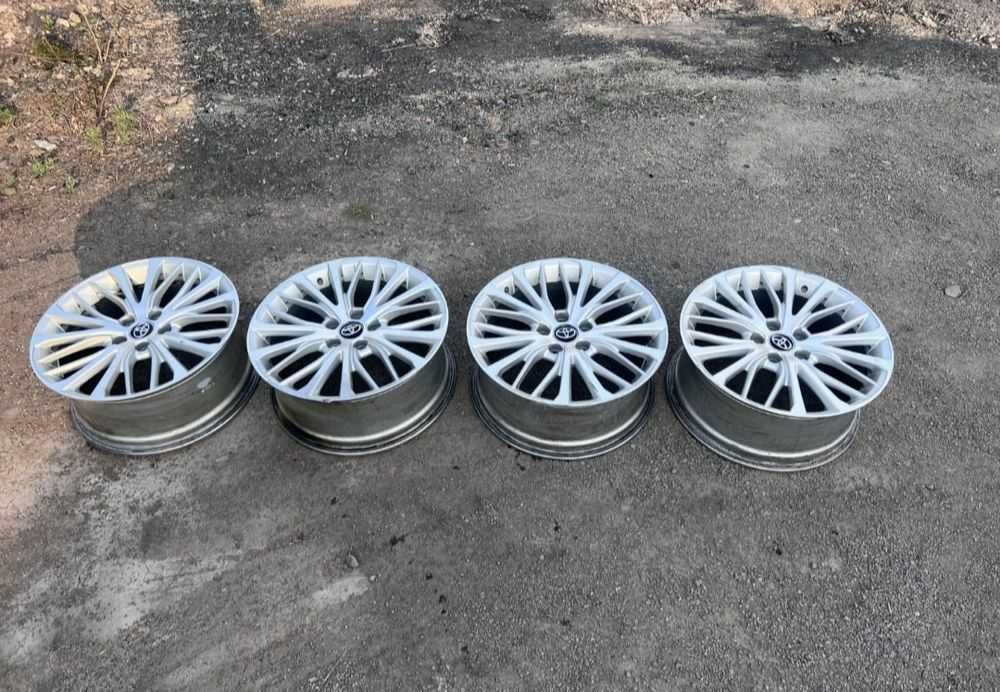 Диски CAMRY R18 оригинал