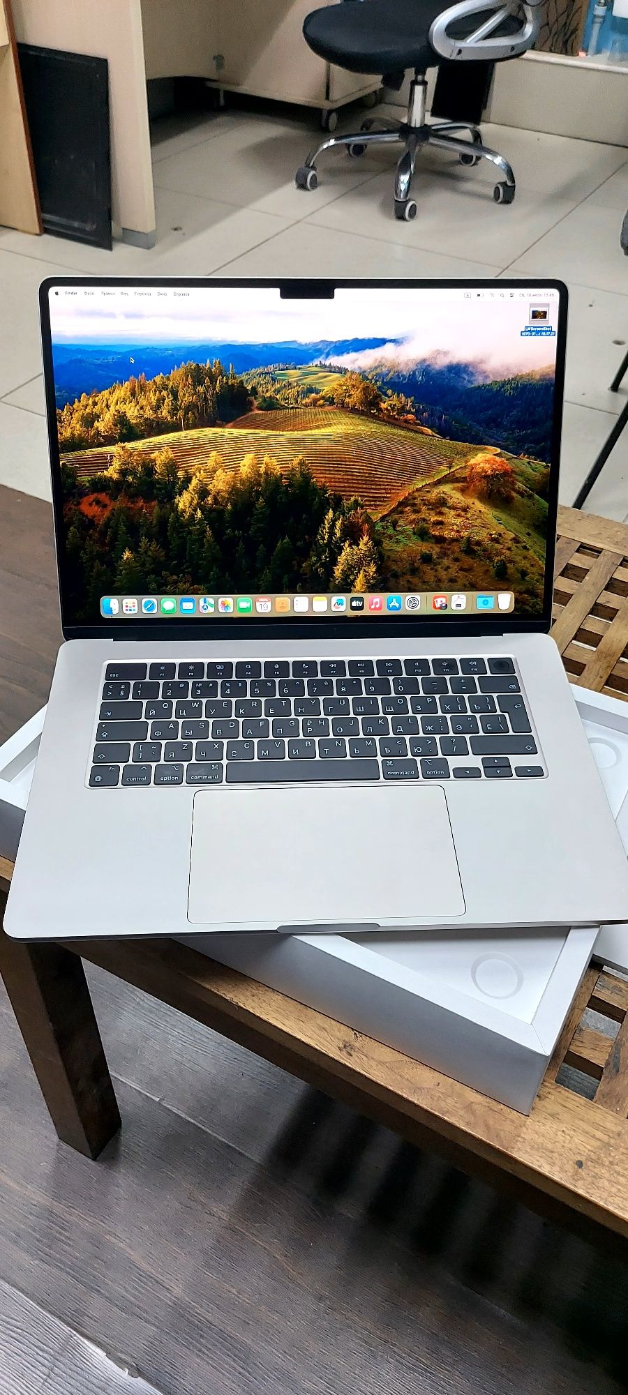 Macbook 15 M3 (mryr3ru/ua)