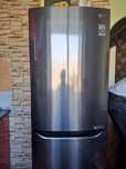 Продам холодильник lg 10000