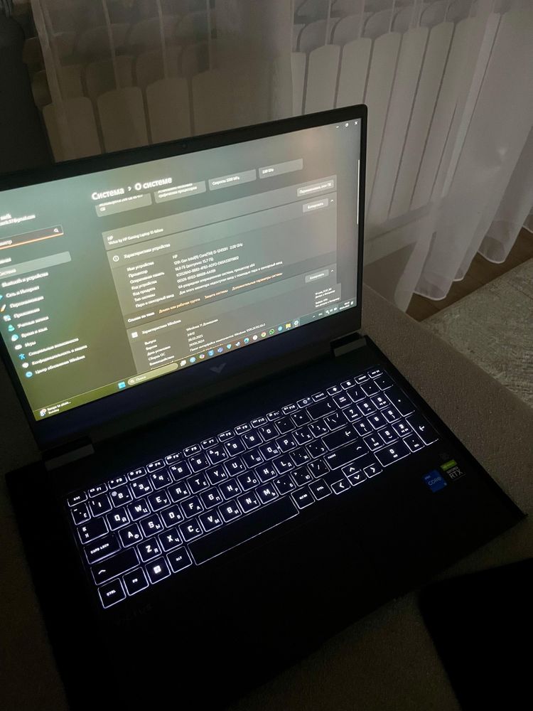ноутбук HP Victus 15