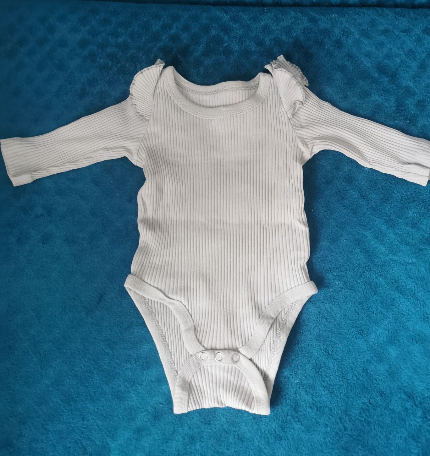 Продам детские вещи