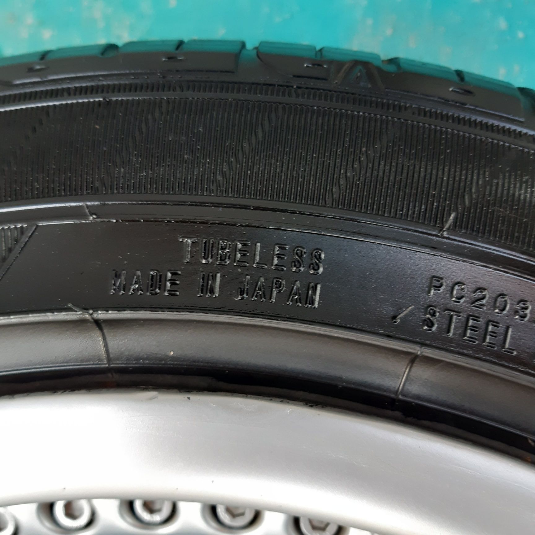 Продам резину с дисками R 15/185/55