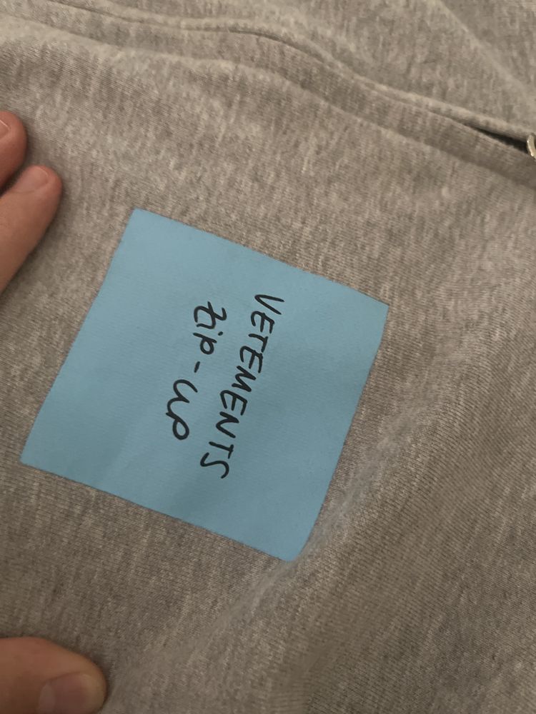 Vetements zip up sticker hoodie