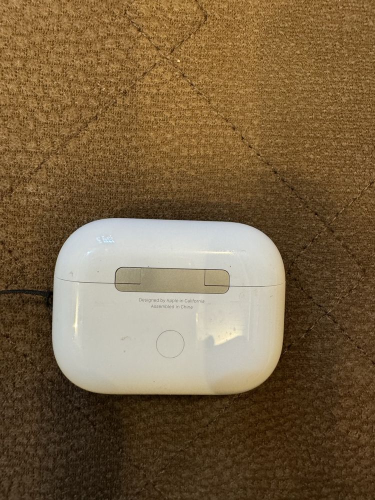 Airpods pro, 2 A2698