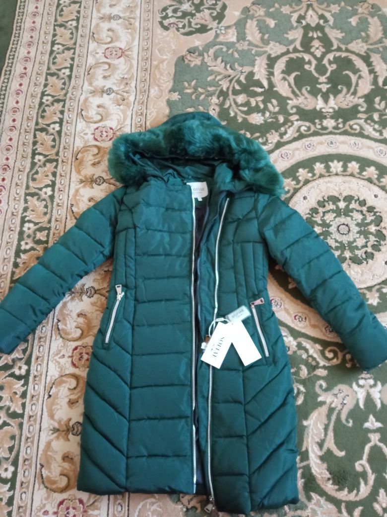 Продам зимнюю куртку