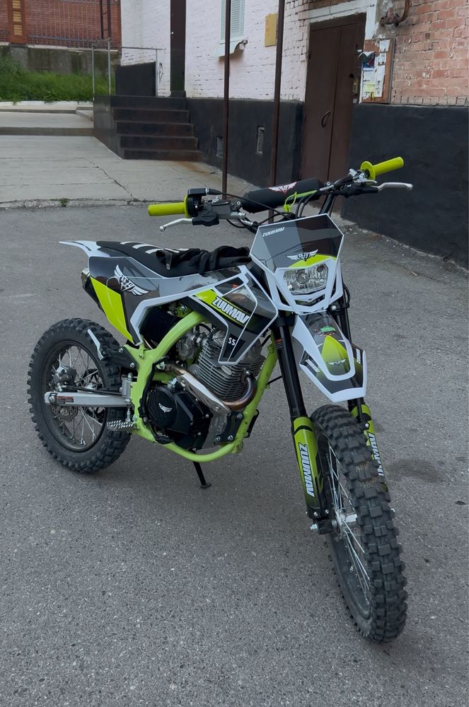 Продам мотоцикл zuumav s5