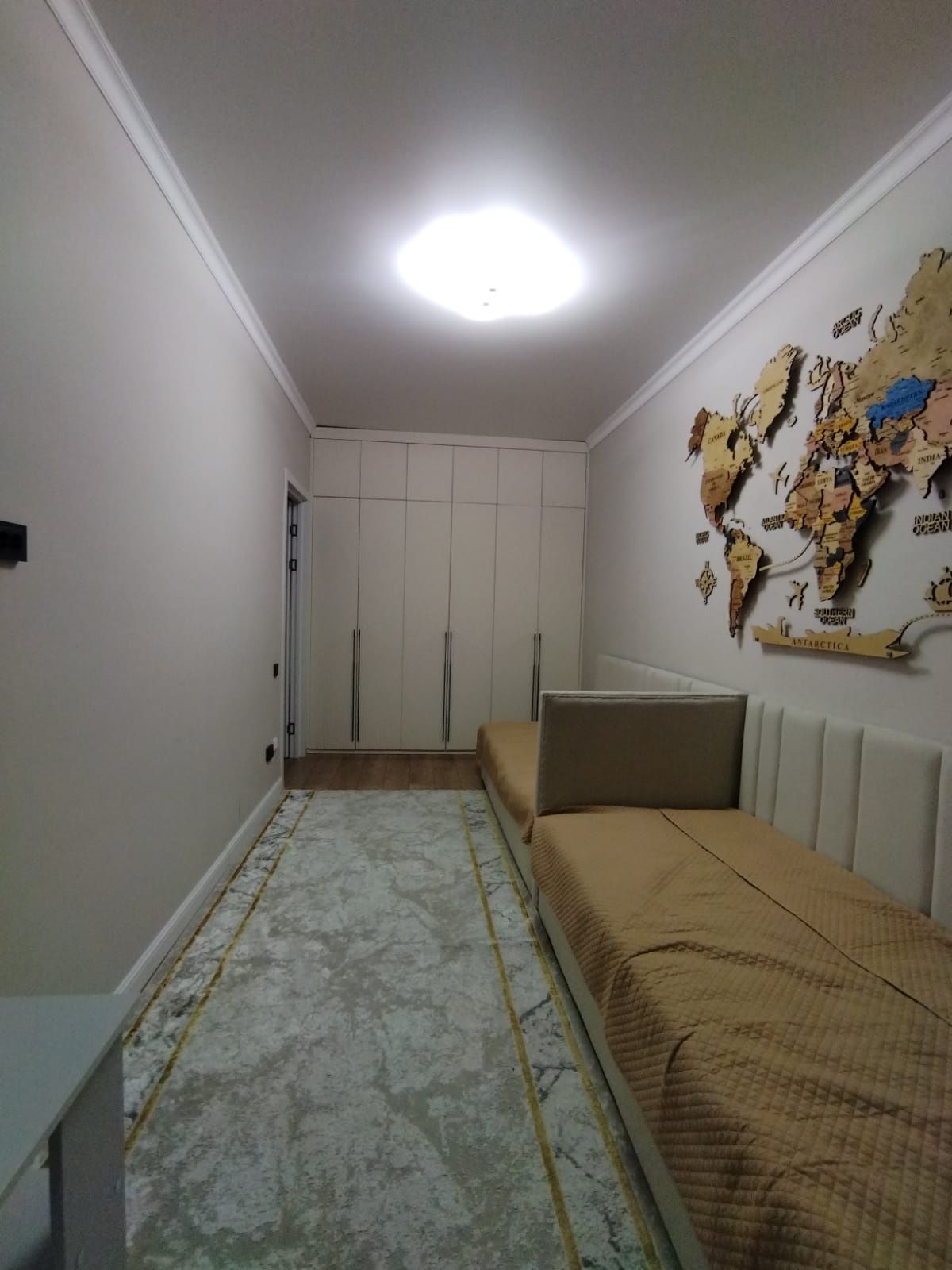 Продается 3х. комнатная квартира в новостройке в городе.