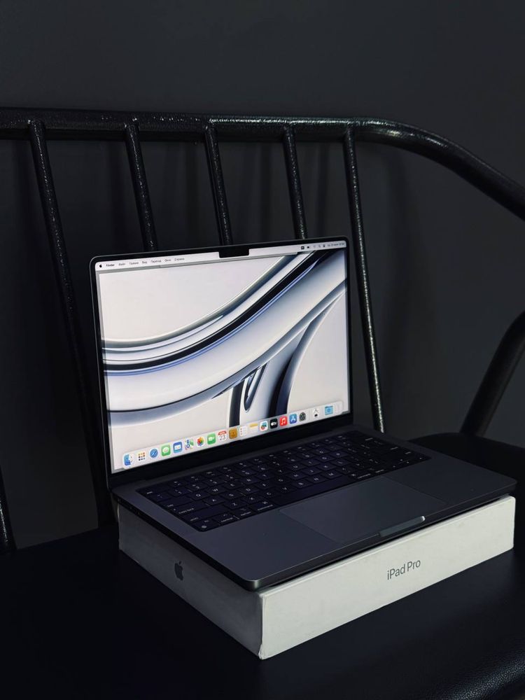 MacBook Pro M3 (8/512) | Актив Маркет