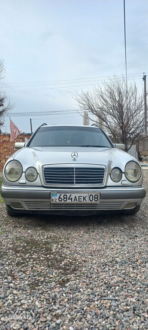 Мерседес 210 продам