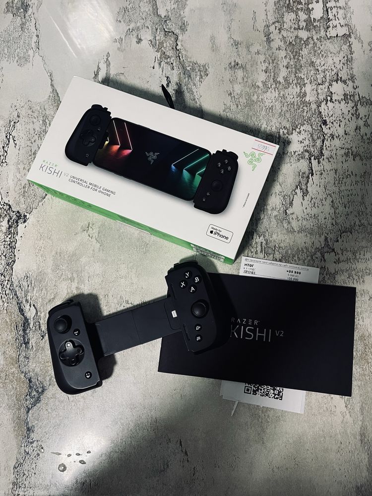 Продам игровой джостик Razer Kishi V2.