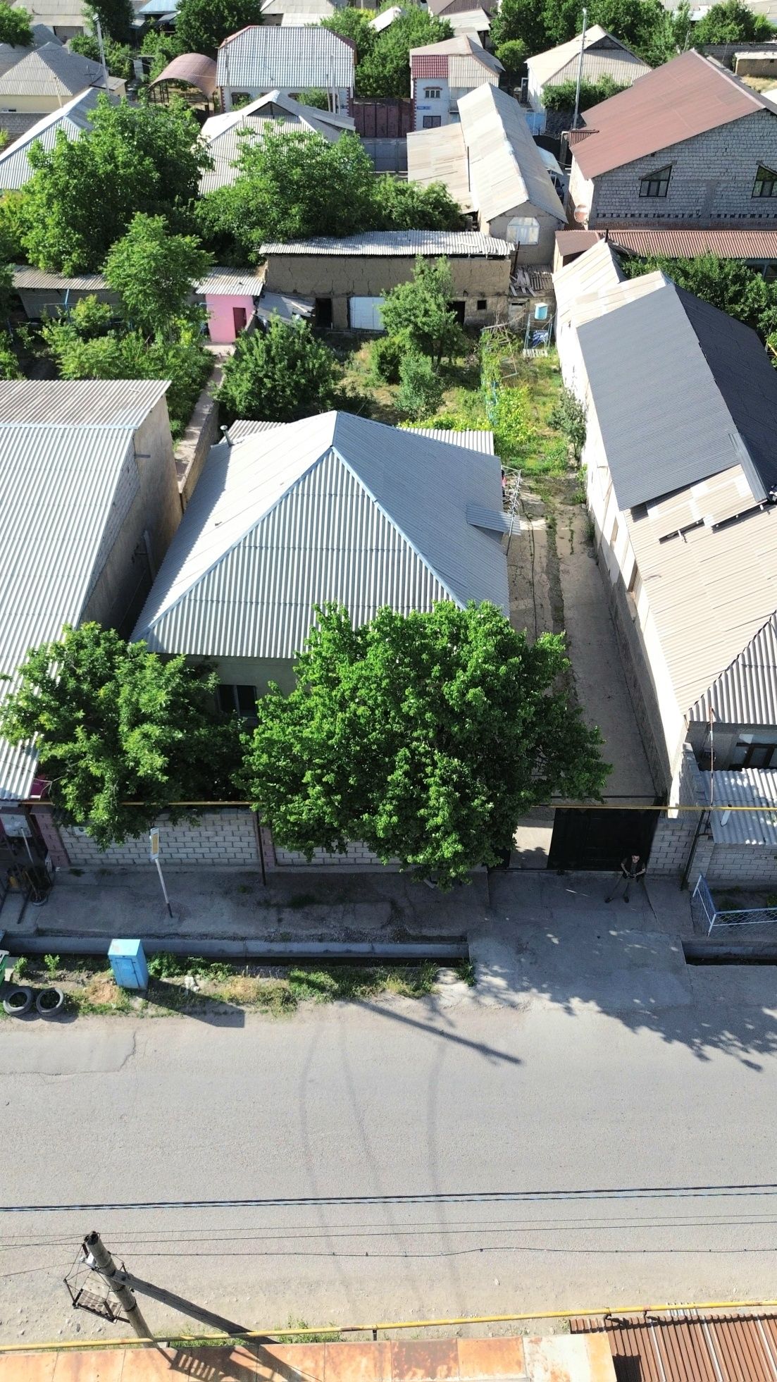Жилой дом в микрорайоне "Катын Копр" за рынком "Самал".