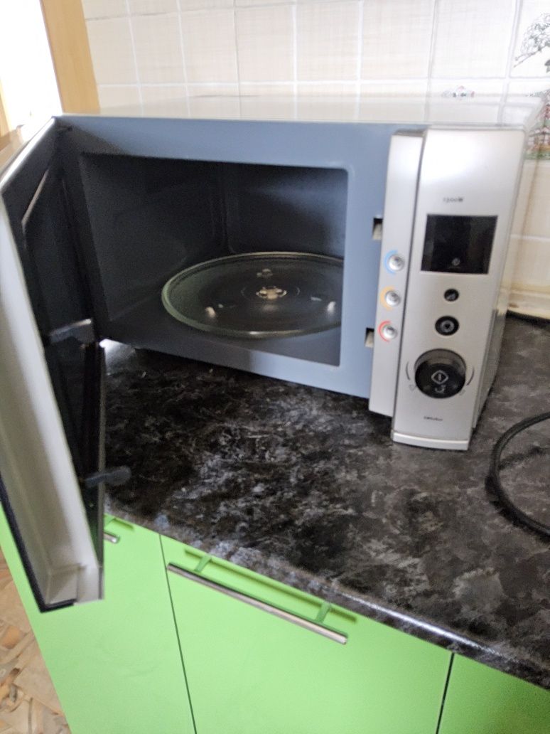 Микроволновка  электролюкс electrolux