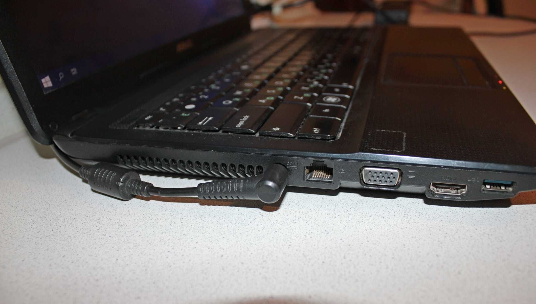 Ноутбук ASUS X54H