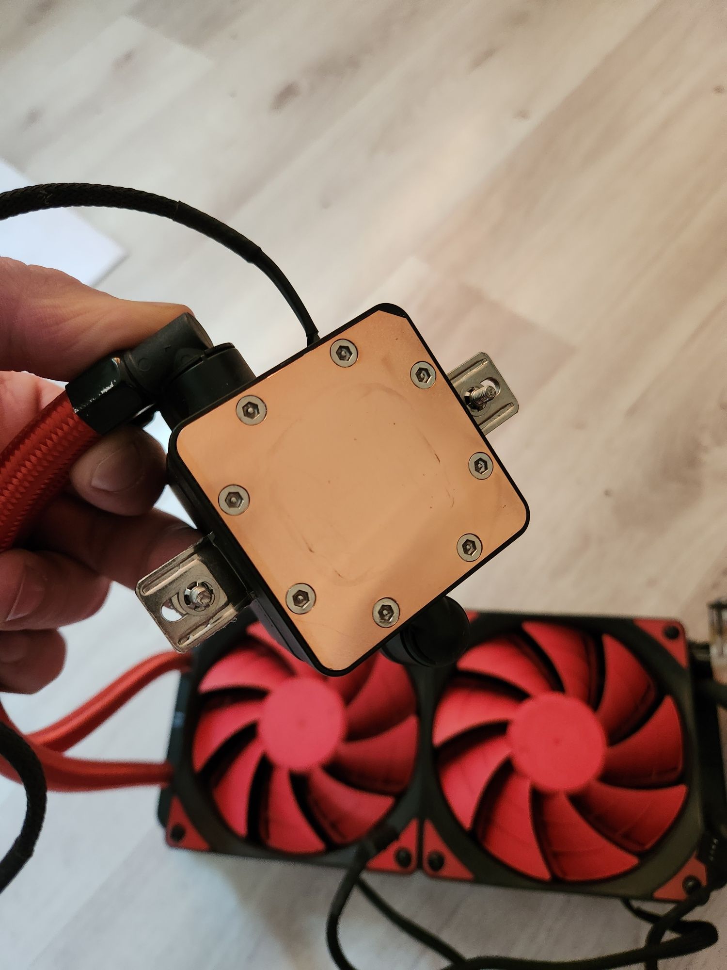 Кулер на процессор deepcool  captain 240