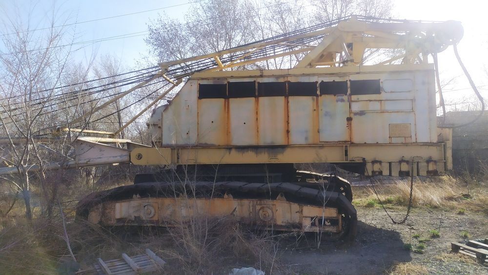 Кран ДЭК-50 гусеничный г. П 50 тонн, стрела 30 м ОАО ЧМЗ