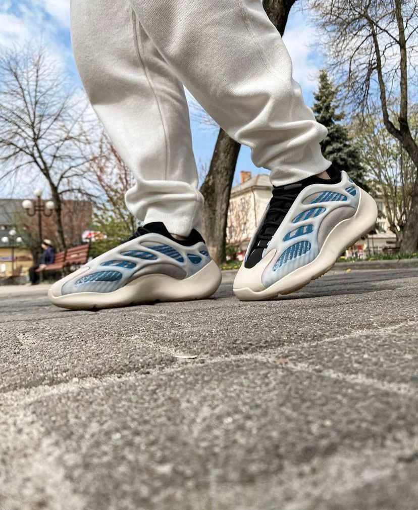 Yeezy Boost 700 V3