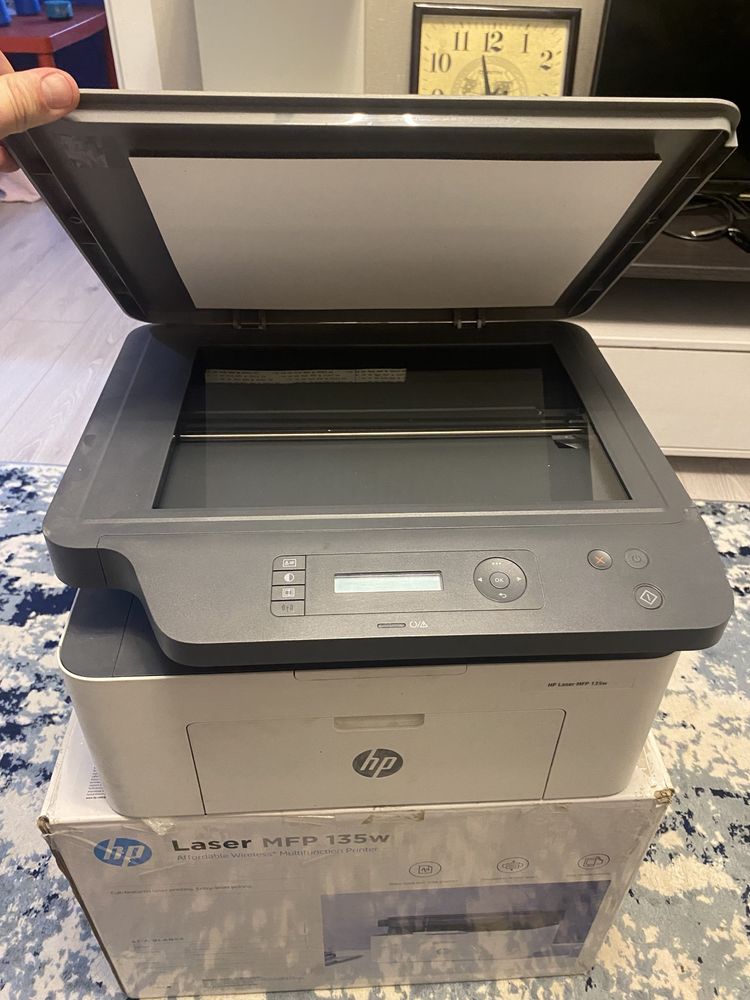 Принтер Laser MFP 135 w