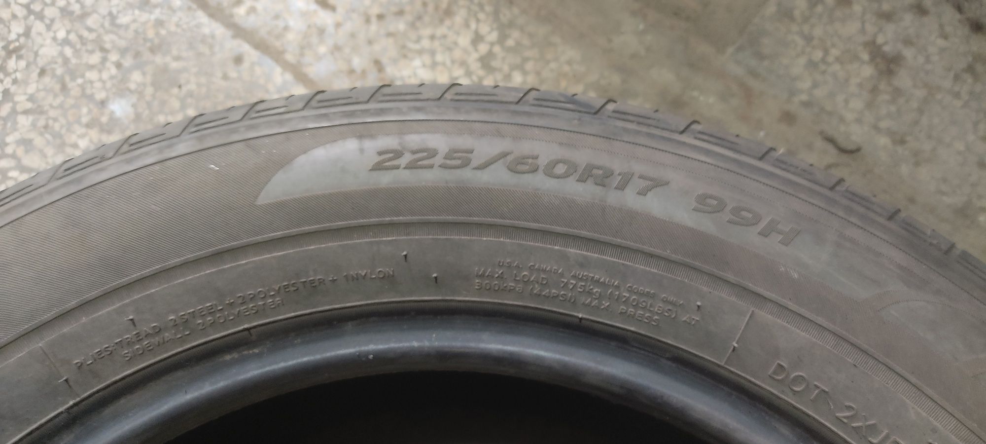 Продам шины 225/60/17