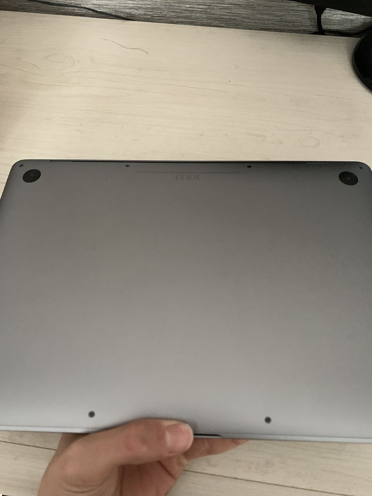 macbook 13 2020 m1 retina