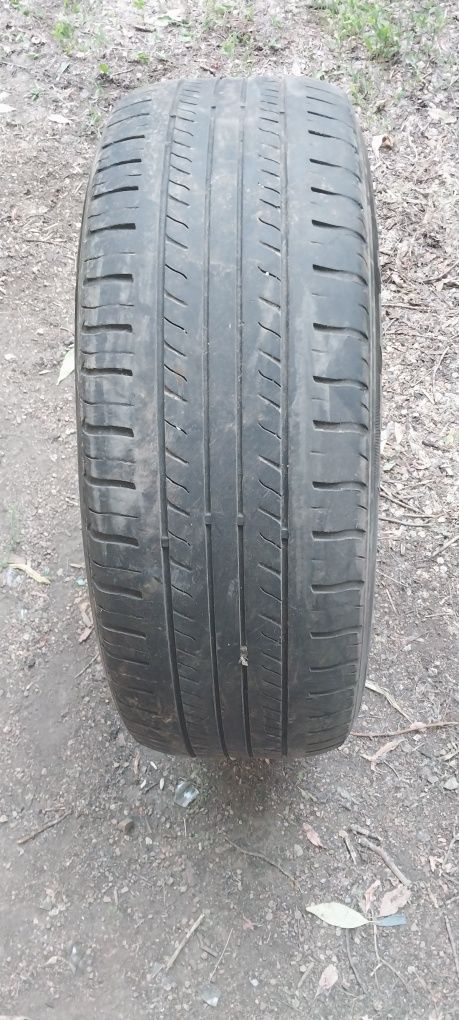 Продам резину 215 65 р16 triangle