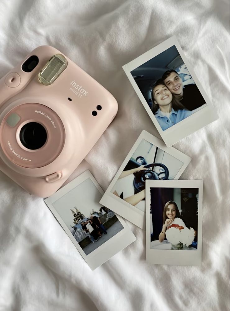 продаю instax 11 mini с чехлом