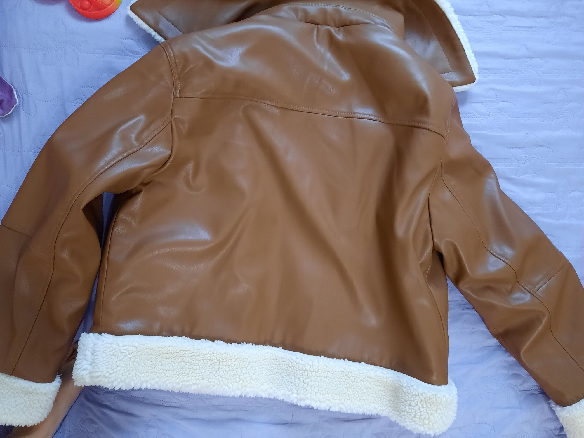 Продам дубленку бренда Gap, USA