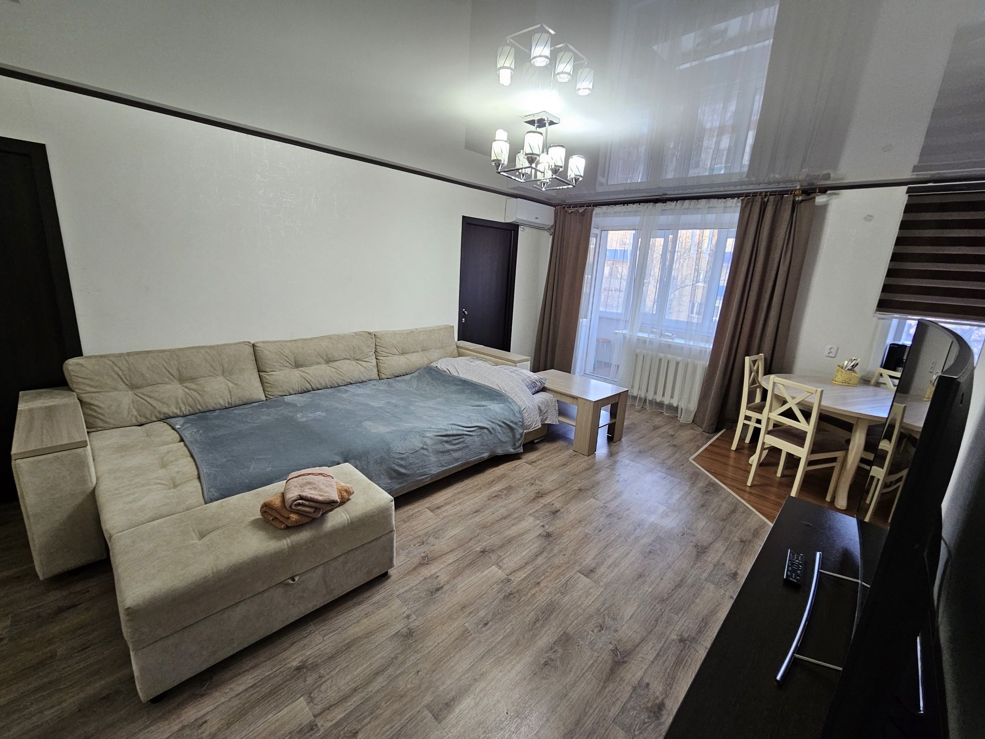2-комнатная,jacuzzi,TV 165см,королевская кровать