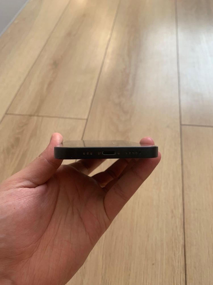 Продам Iphone 14 в хорошем состояний