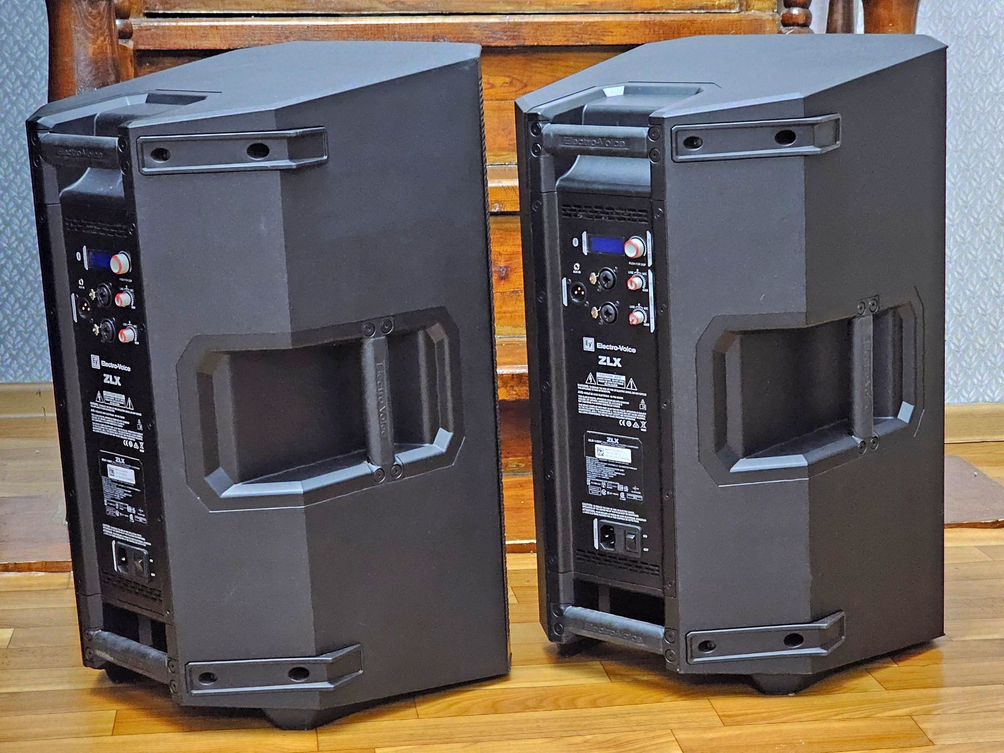 Активные колонки ELECTRO-VOICE ZLX-12BT