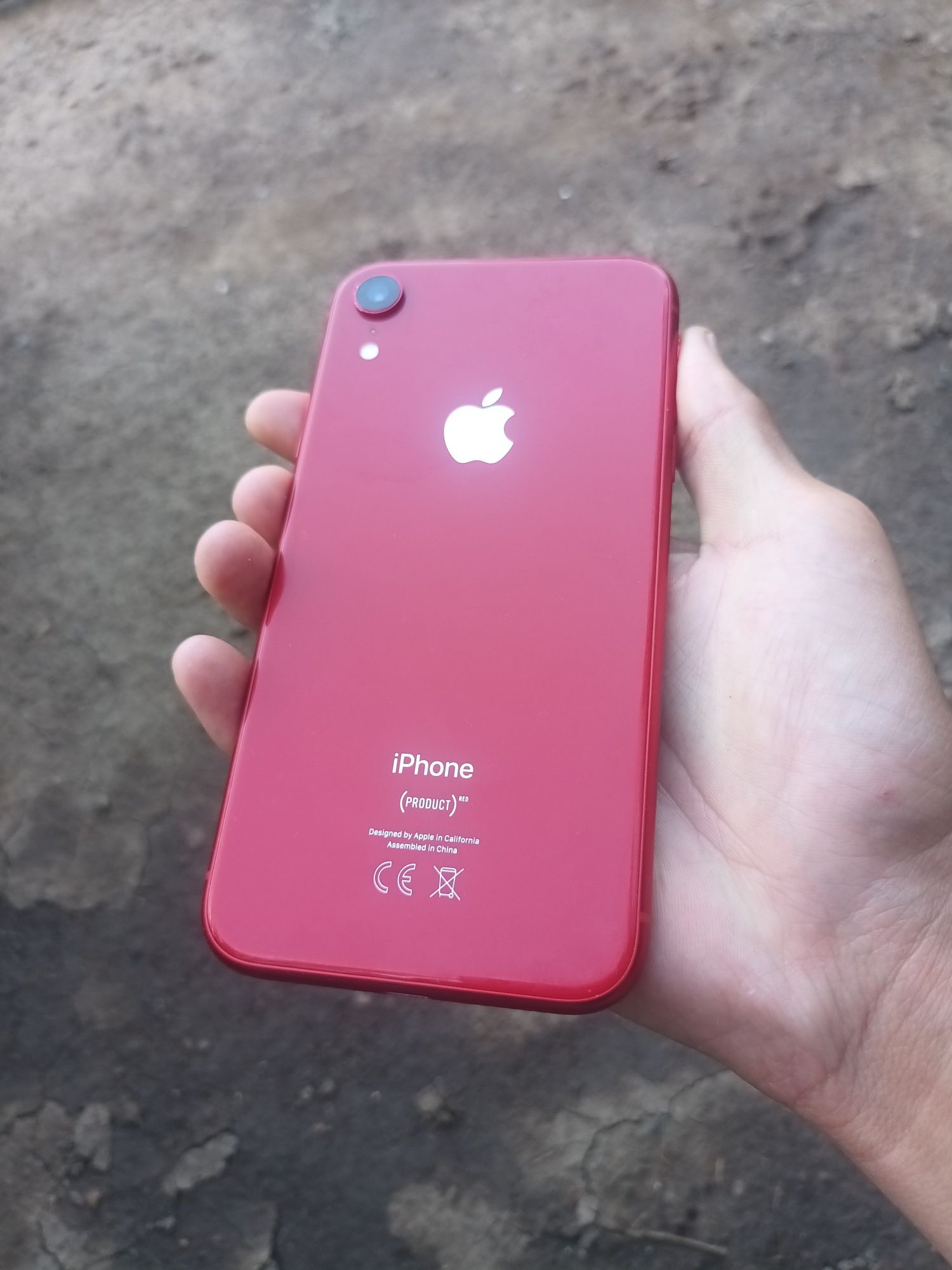 Продам iPhone Xr 64Gb