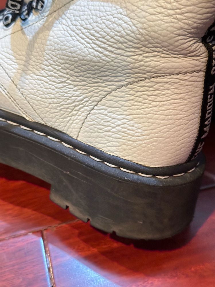 Продам демисезонную обувь от Steve Madden