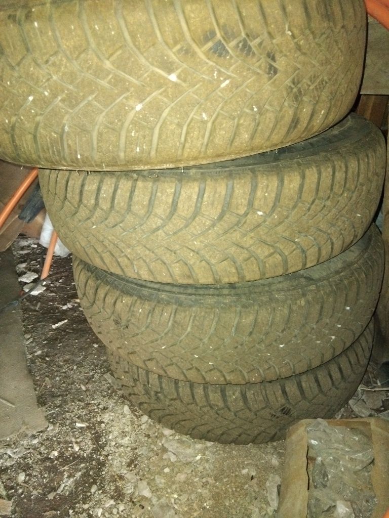 Продам штампы на ВАЗ с зимней резиной