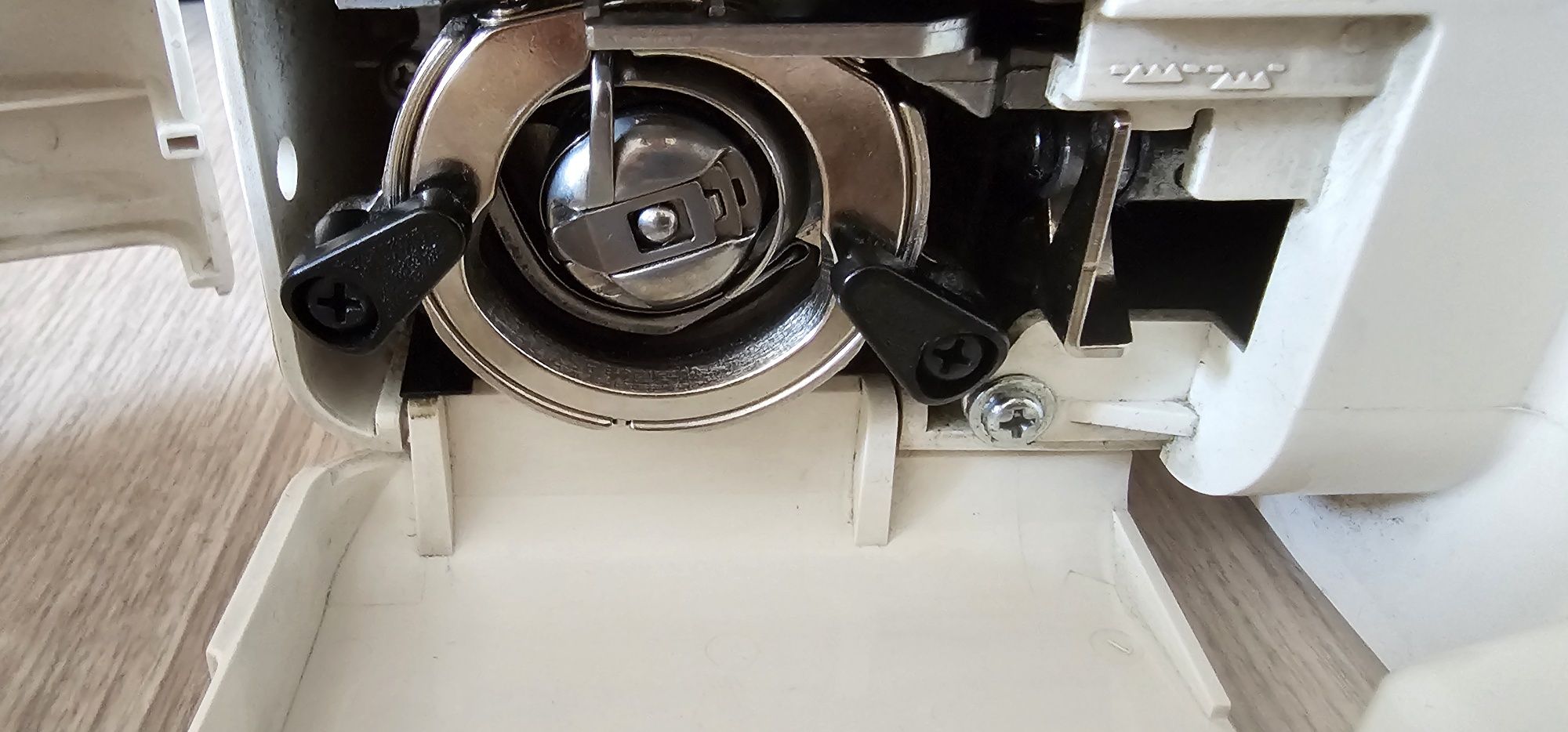 Швейная машинка Janome SW-06
