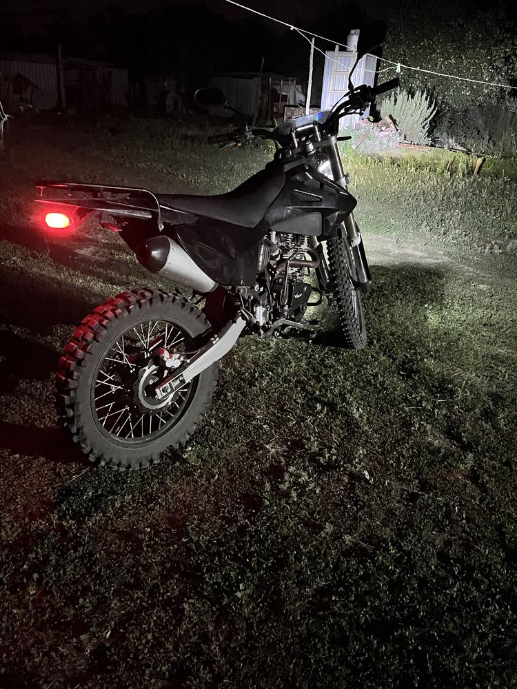Эндуро 250 кубов