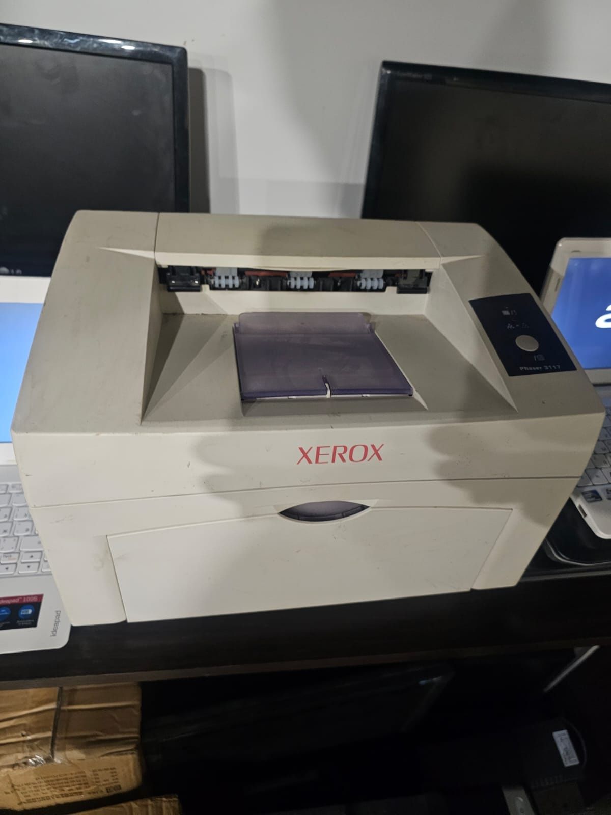 Продам лазерный черно белый принтер hp Samsung xerox canon Panasonic