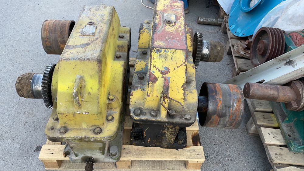 Редуктор ц2у 250 ц2у 100 ц2у 125 ц2у 160 рм 250 рцд 250 червячные