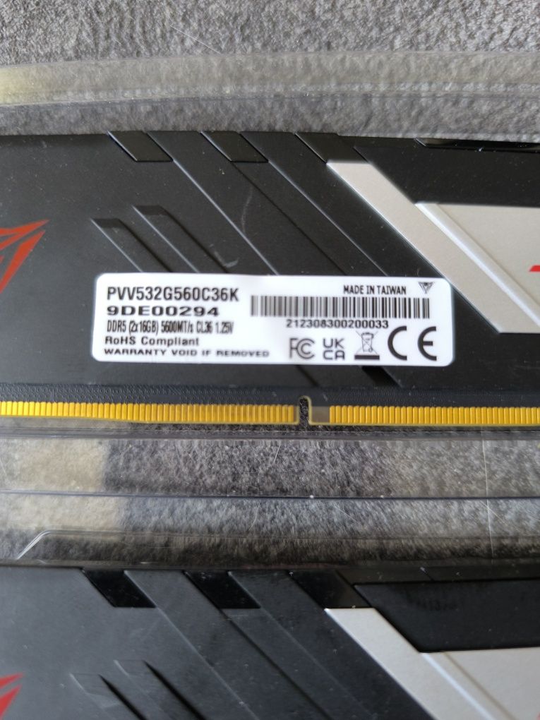 Продам оперативную память DDR5 2x по 16 5600