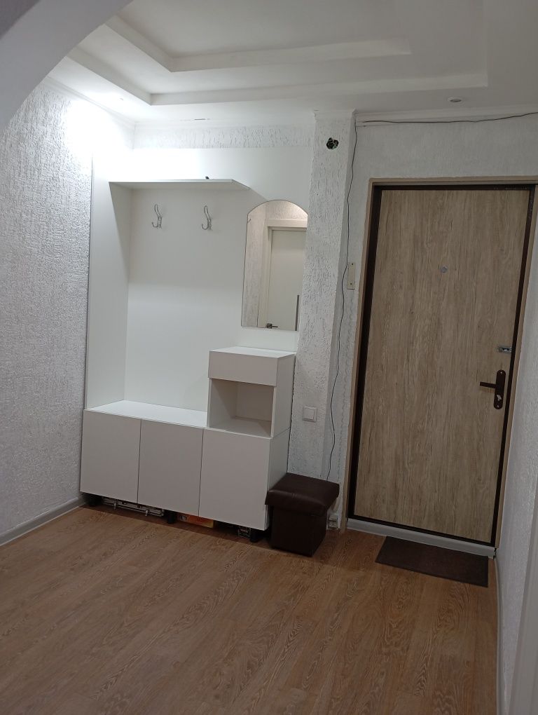 Продам 3 ком. квартиру р- н 7 школа
