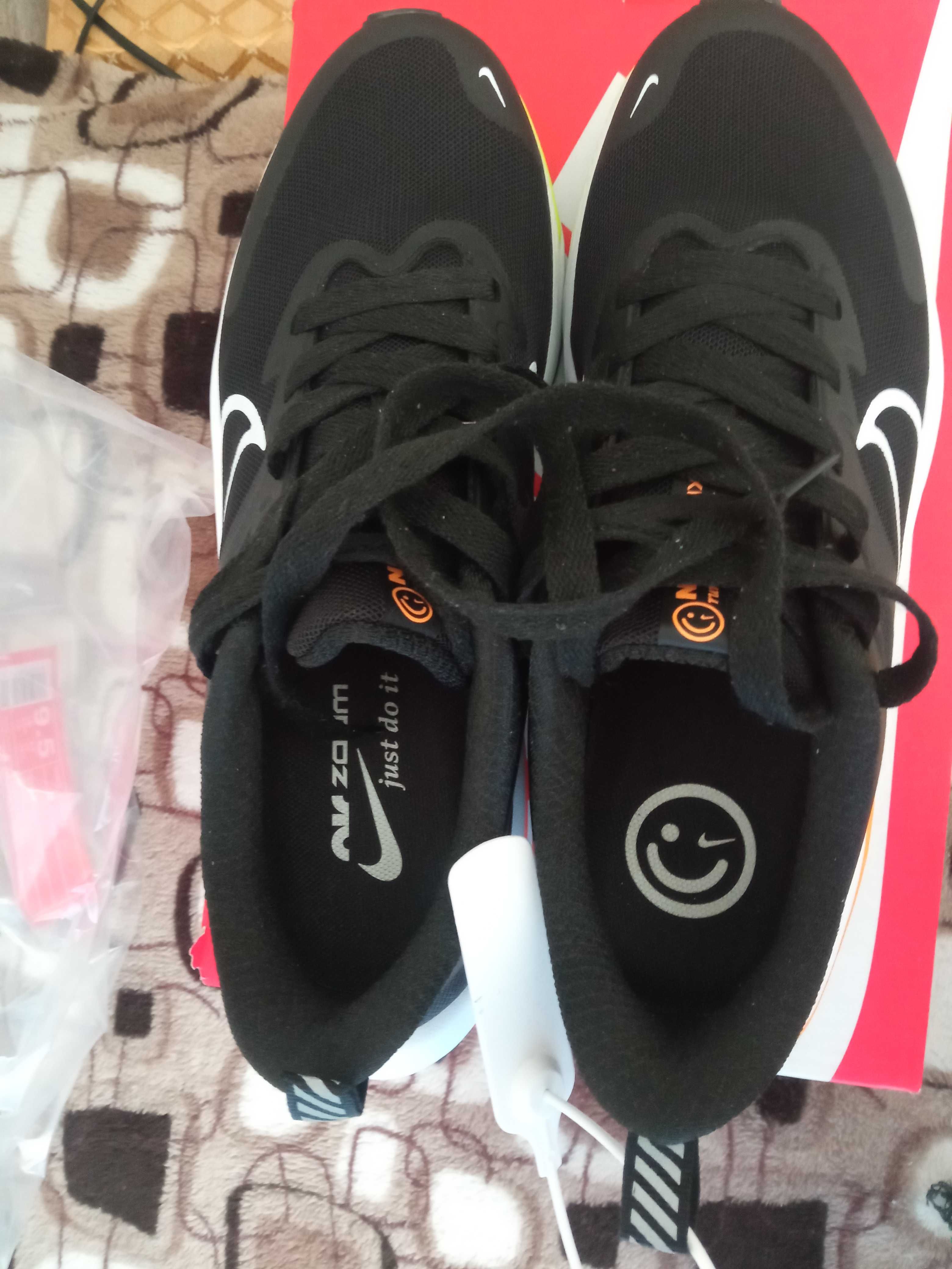 Кроссовки nike zoom X