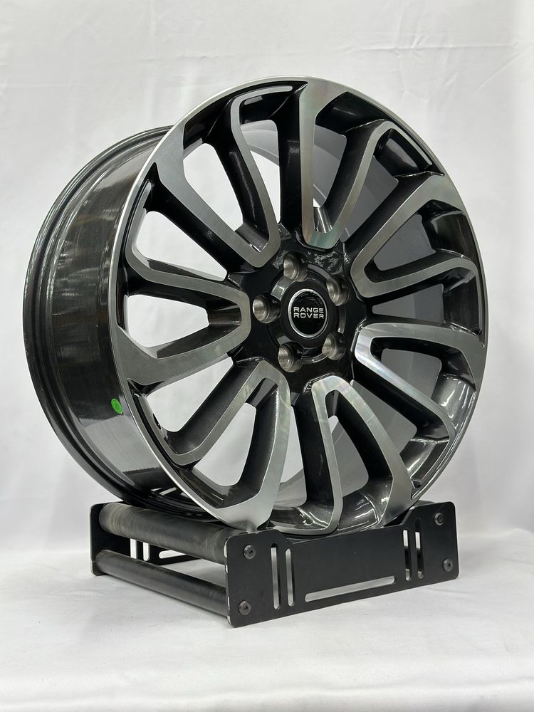 Продается комплект диск R22 5x130