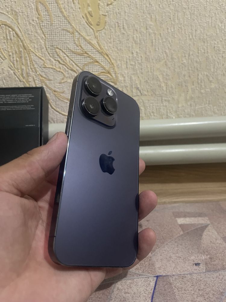 IPhone 14 pro.