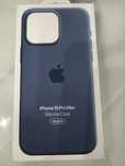 Продам чехол на iPhone 15 Pro Max оригинал