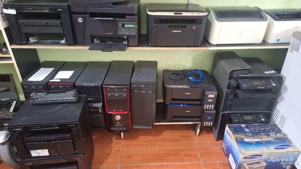 Ноутбук core I3  10 поколение бу.