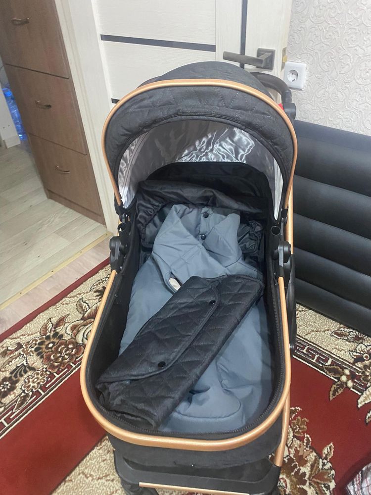 Продам детскую коляску