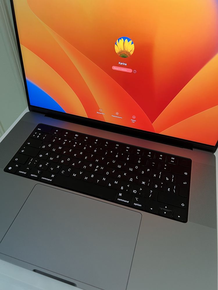 MacBook Pro 16”2 2023, M2 Pro, 16 ГБ, коробка, оригинальная зарядка