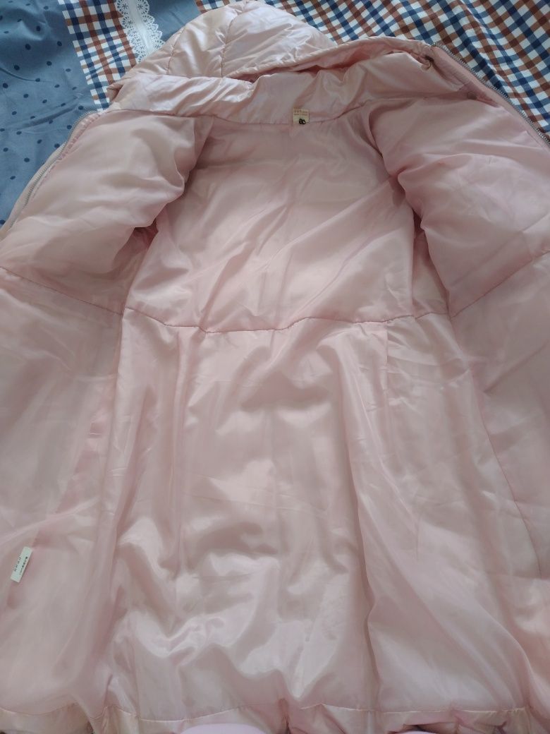 Продам куртку 134
