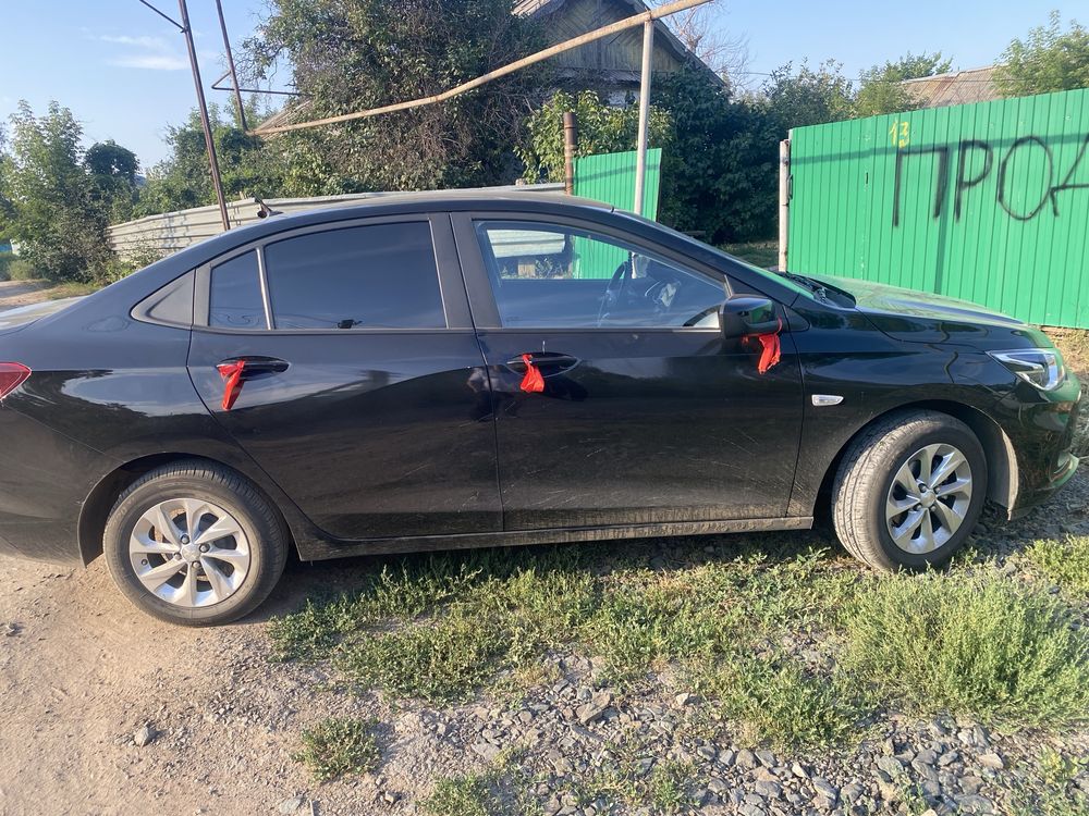 Chevrolet Onix Продам новая шустрая турбо